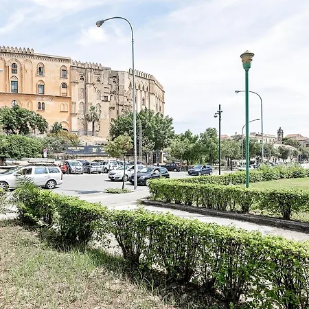 Apartman Palazzo Dei Normanni Stylish Palermo