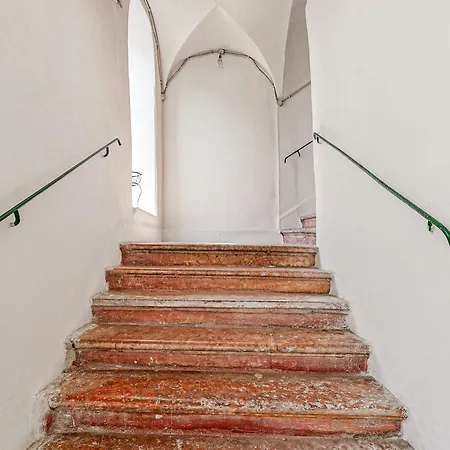 Daire Palazzo Dei Normanni Stylish Palermo